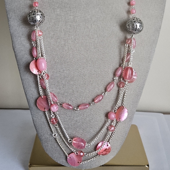 NWT 2 Piece Pink Beaded Multilayered 30" Necklace + Earrings Fashion Jewelry NEW - Picture 7 of 8